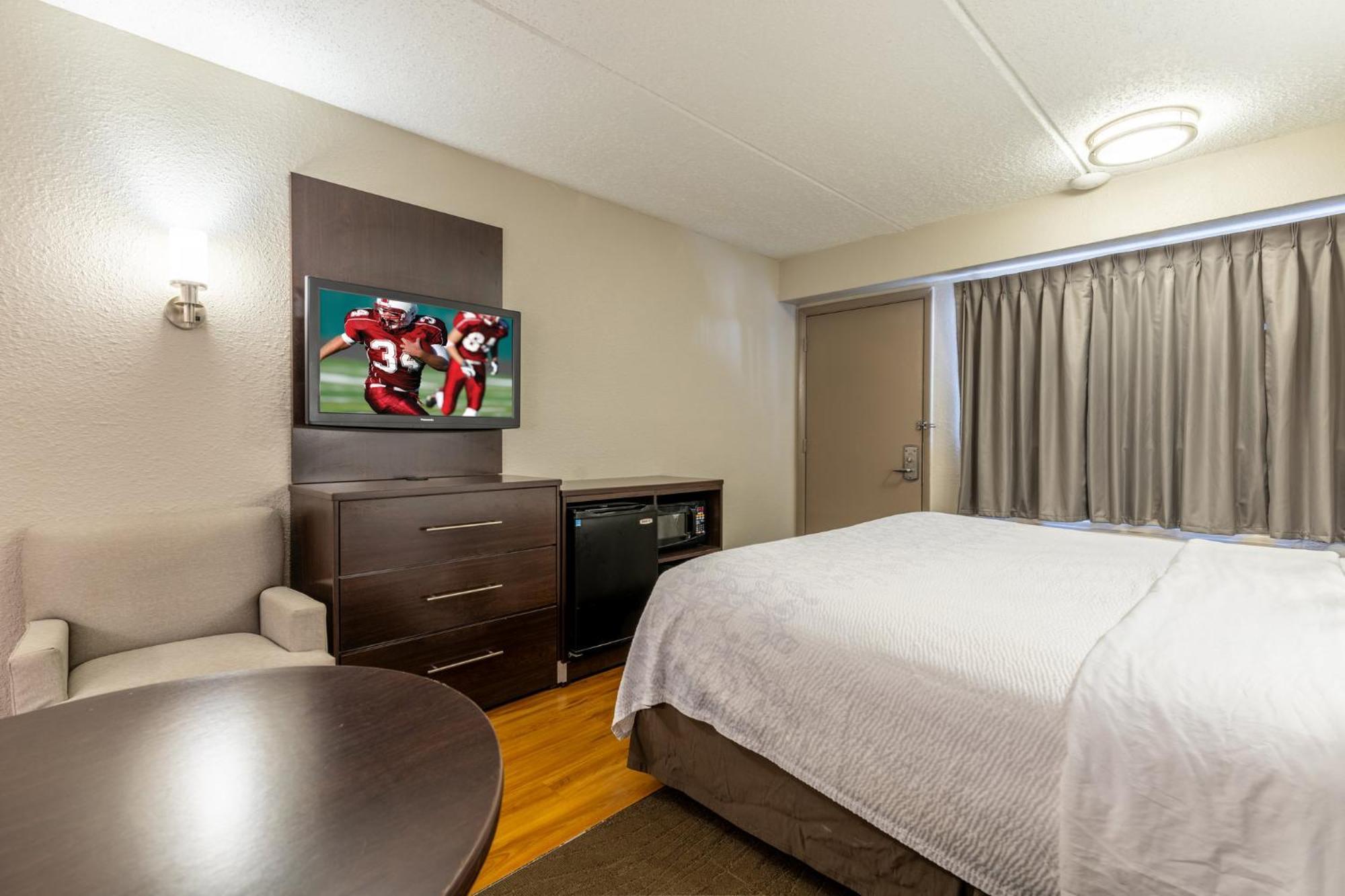 Red Roof Inn PLUS+ Nashville Airport Eksteriør bilde