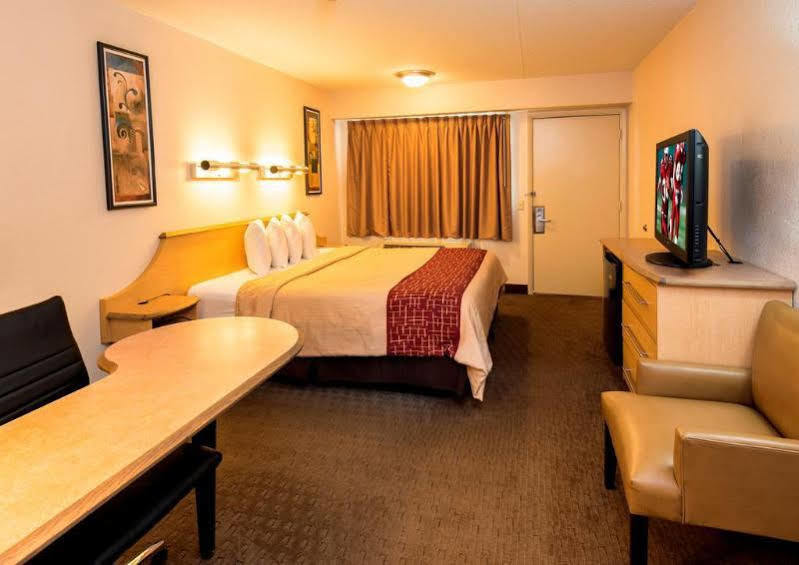 Red Roof Inn PLUS+ Nashville Airport Eksteriør bilde