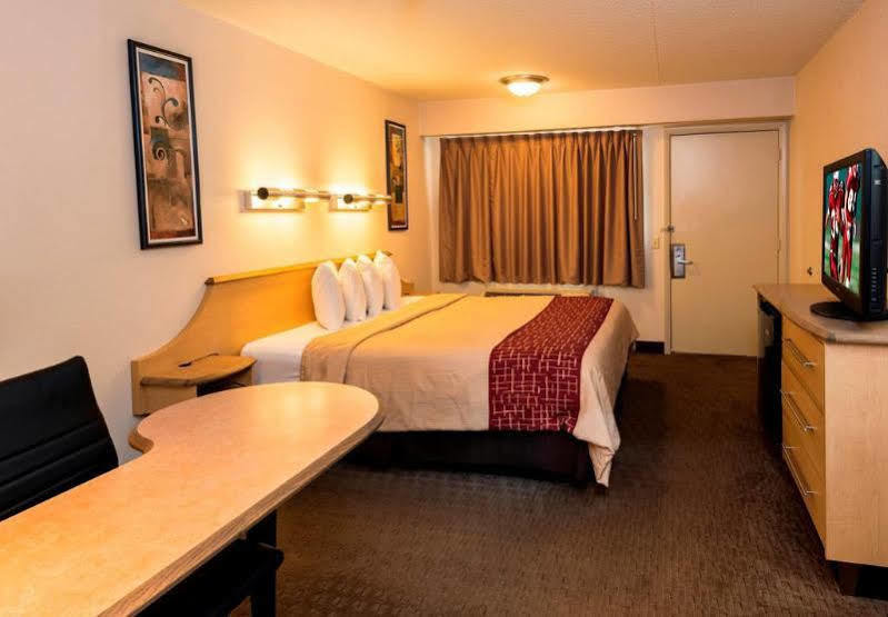 Red Roof Inn PLUS+ Nashville Airport Eksteriør bilde